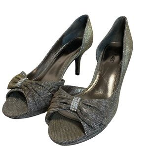 Nine West Gold/Silver Metallic Peep Toe Dress shoe - Size 9.5 china